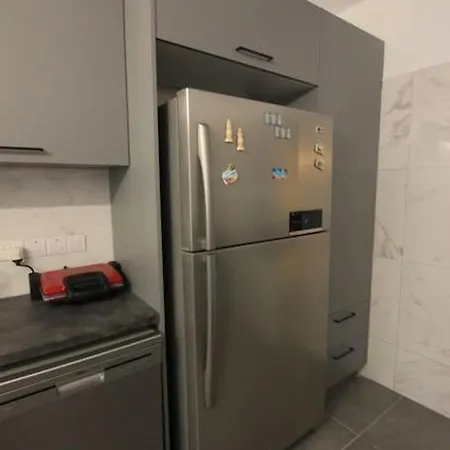 アパート Superb Steps Away From Finikoudes