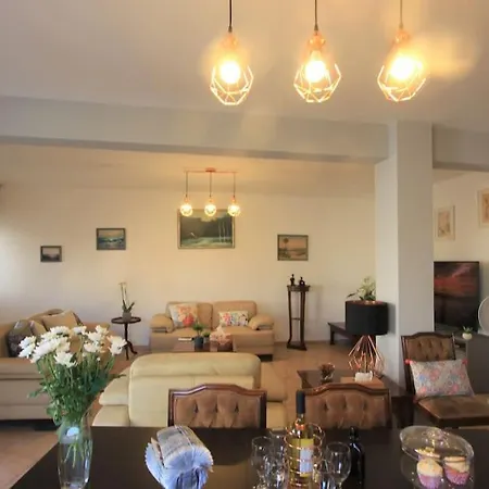 Superb Steps Away From Finikoudes Apartment *