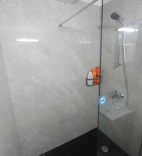 Superb Steps Away From Finikoudes * Larnaca