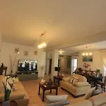 Apartamento Superb Steps Away From Finikoudes