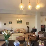 Superb Steps Away From Finikoudes Apartamento *